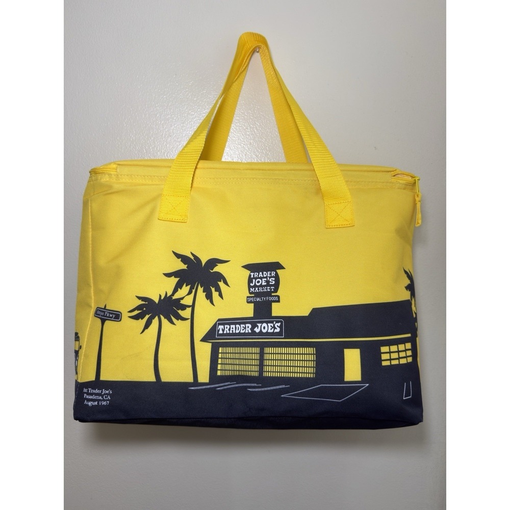 Trader Joes Cooler Tote Large Yellow Chartreuse Insulated Reusable Bag 8 GAL